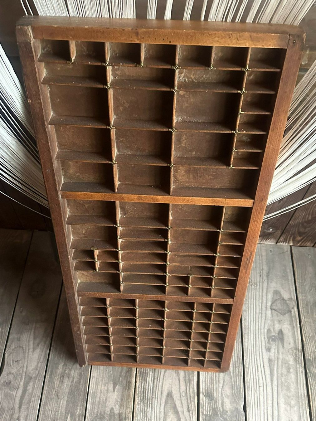 Scaffali: ANTIKER SETZKASTEN HOLZ – Usato da Meienried venduto da ManuelaBoutique 4