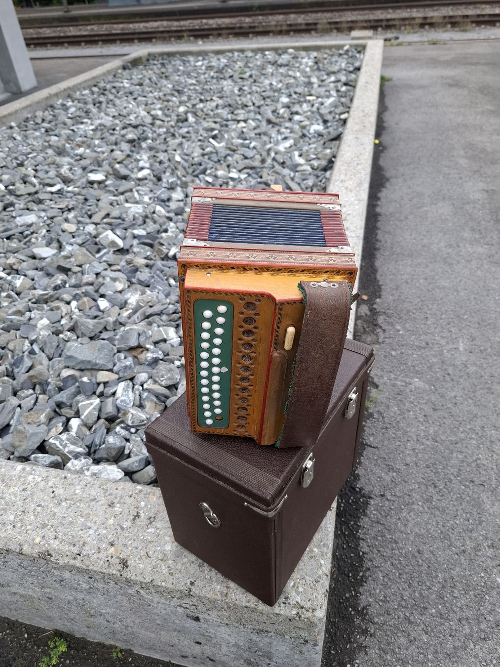 Eichhorn Instruments de musique: Eichhorn orgeli – D'occasion à Villeneuve par BibiVintage 8
