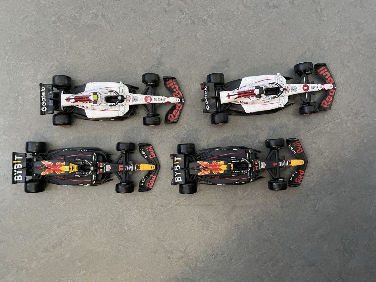 Bburago Modellini d'auto: F1 Red Bull Modellautos – Usato da Kerns venduto da jol_h6f8 1