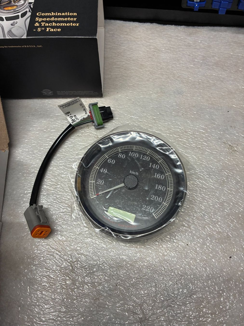 Harley-Davidson Accessori per altri veicoli: Tacho Harley Davidson Touring Original – Usato da Schwarzenberg LU venduto da StevFrei91