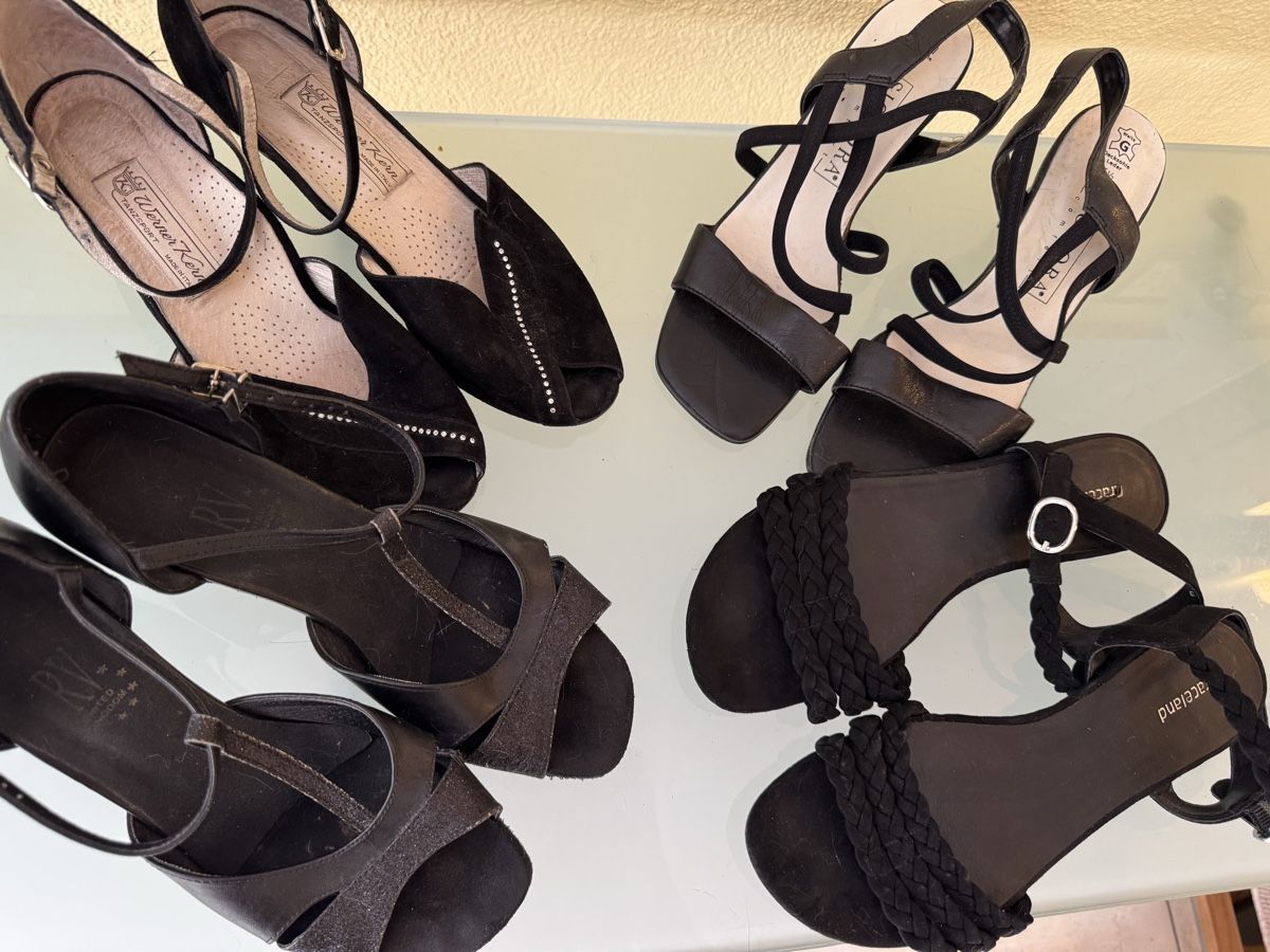 Scarpe da donna: 4 Sandalen/Pumps Gr. 38/39 – Usato da Thun venduto da Pfausi1966