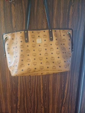 MCM Handtasche braun Cognac Logo Print Leder 