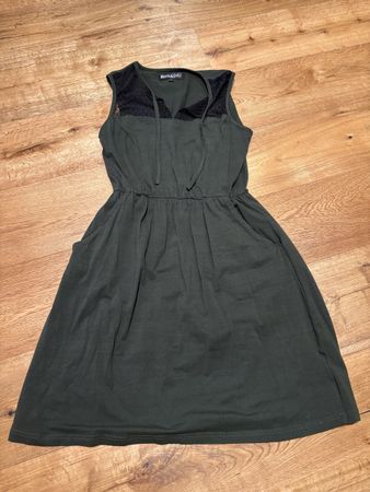 dunkelgrünes Kleid S