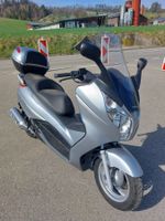 Honda FES 125 S Wing ABS Roller Kat. A1 ab 16 Jahren fahrbar