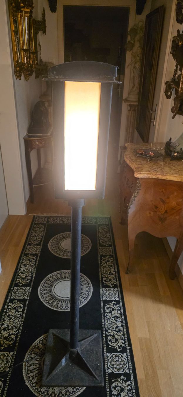 Lampade: SBB Lampe Weichenlaterne als Stehleuchte – Usato da Kaufdorf venduto da Nati-Nati 5