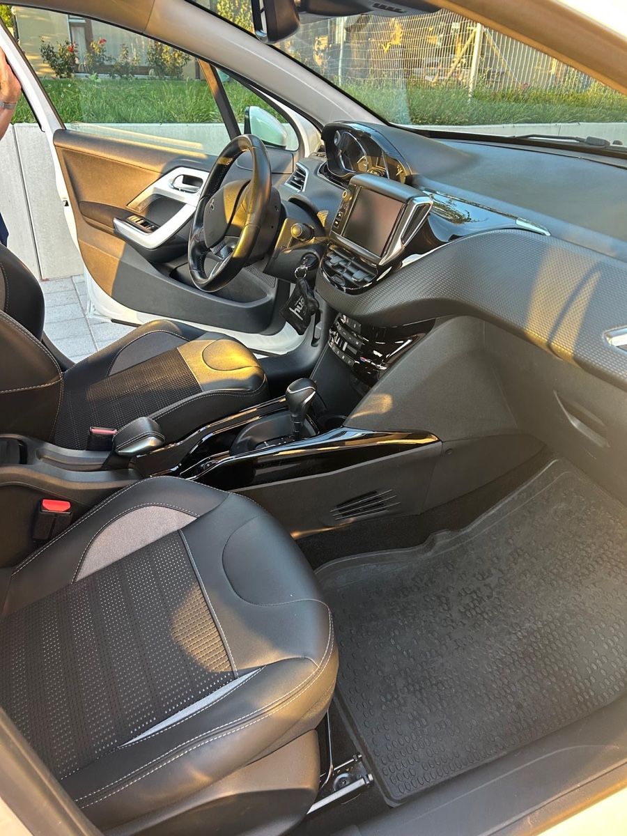 Peugeot Autos: Peugeot 2008 1.5HDI – Gebraucht aus Oberstammheim von Dbsound24 3