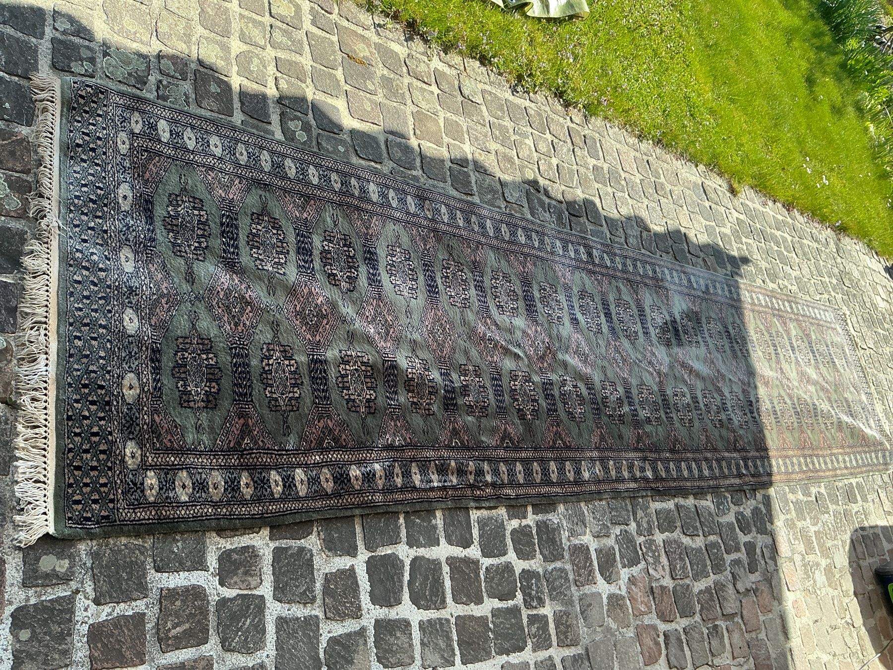 Tappeti: Teppich orientalisch 100% Wolle – Usato da Rupperswil venduto da Vertigo6 1