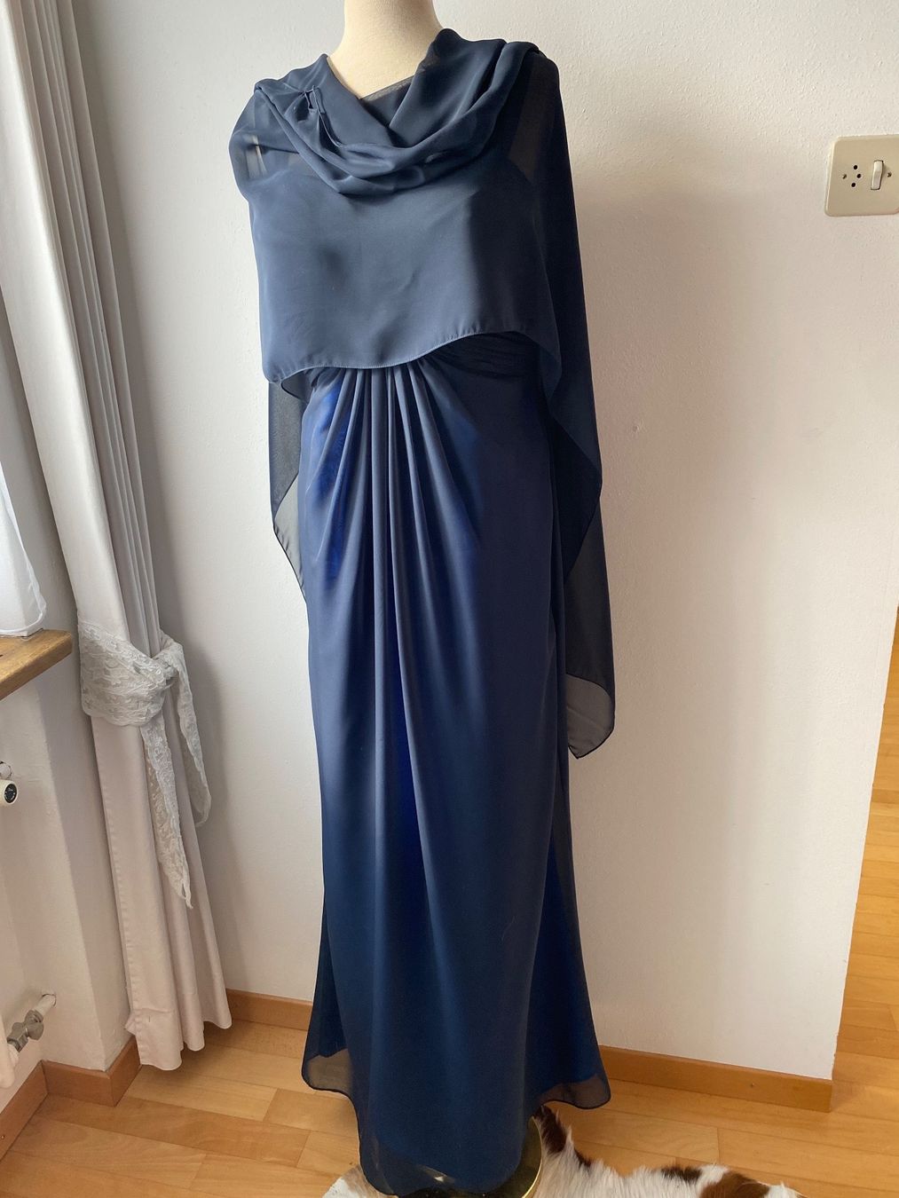 Vestiti: Abendkleid Festkleid marine lang – Usato da Wallisellen venduto da skorpion-11 1
