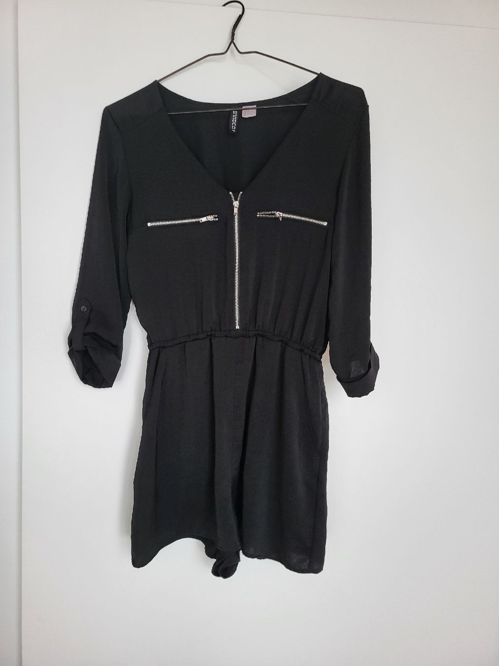 H&M Tute: Schwarzer H&M Divided Jumpsuit, Gr 34 – Usato da Mund venduto da joe_m2w8