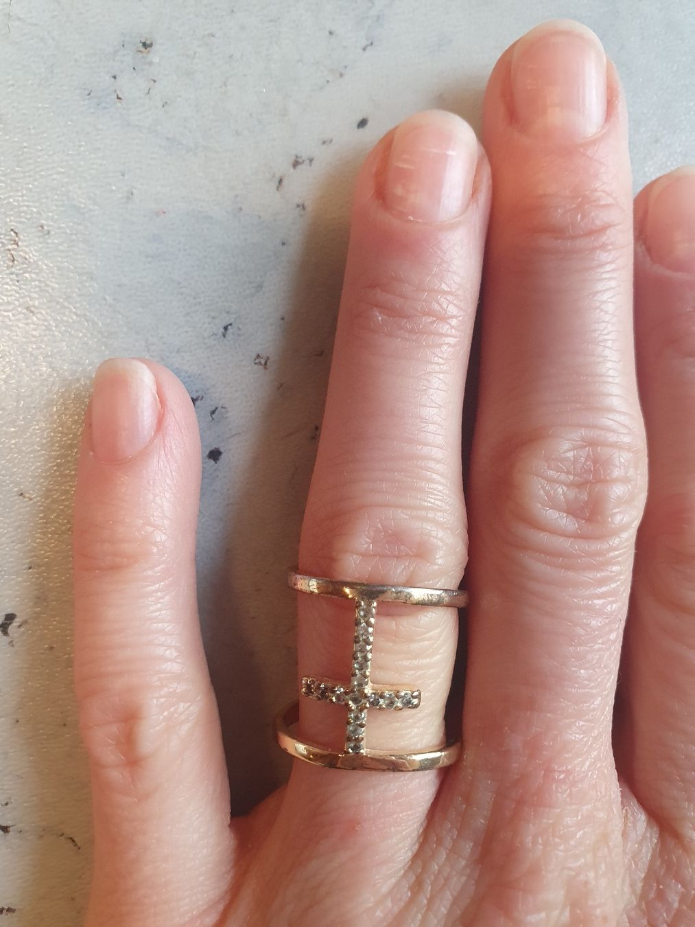 Anelli: Ring mit Kreuz – Usato da Moosseedorf venduto da Sonnenschein.. 2