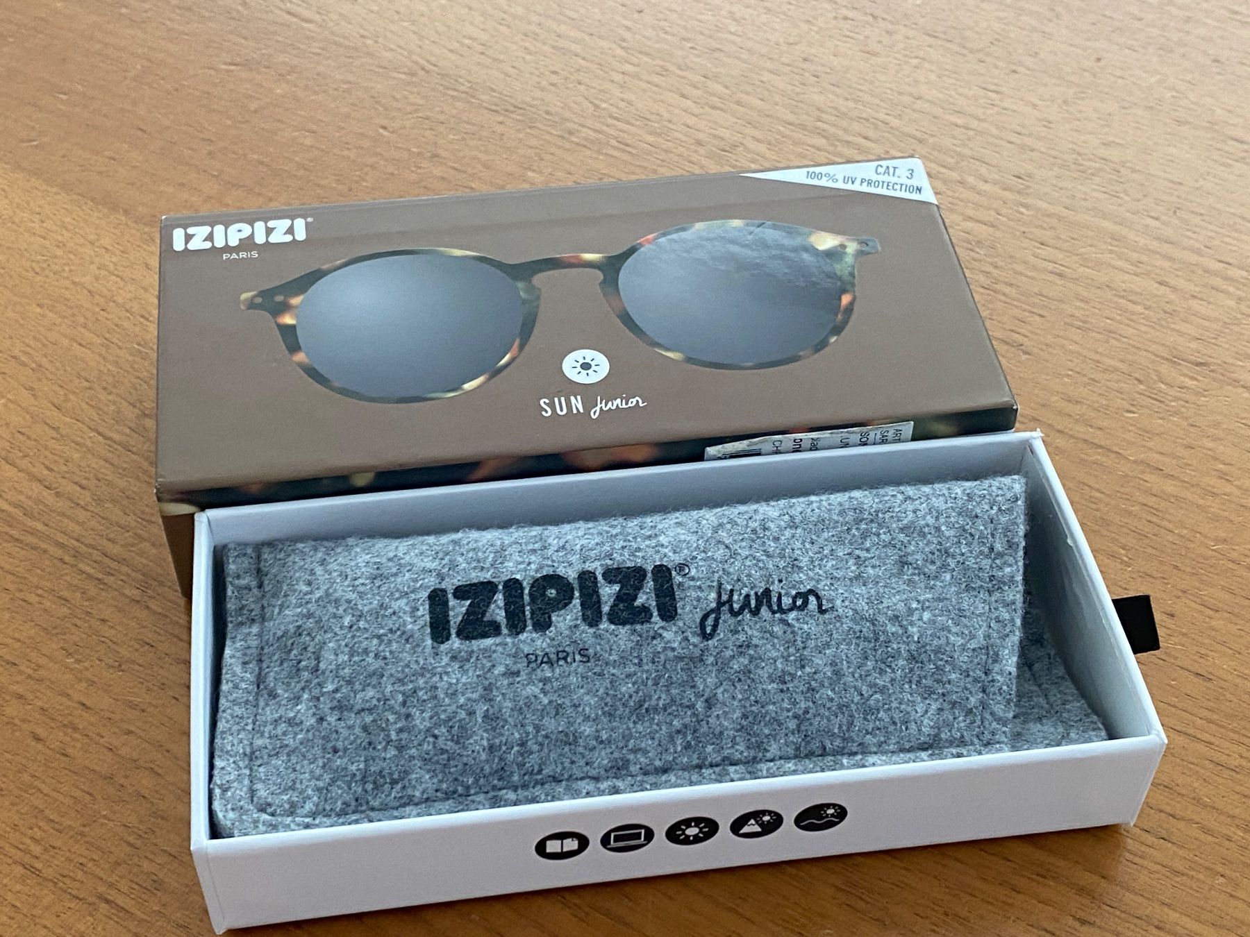 Izipizi Lunettes & Verres: IZIPIZI SUN Junior Sonnenbrille – Neuf (Voir description) à Schönenberg ZH par nielfa