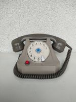 Original Schweizer Telefon grün