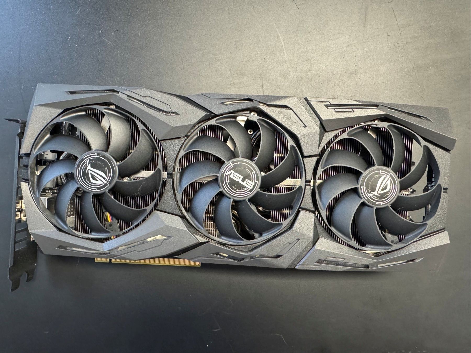 Asus Schede grafiche: Asus ROG Strix GeForce RTX 2060 Super – Usato da Locarno venduto da mat_zfl5
