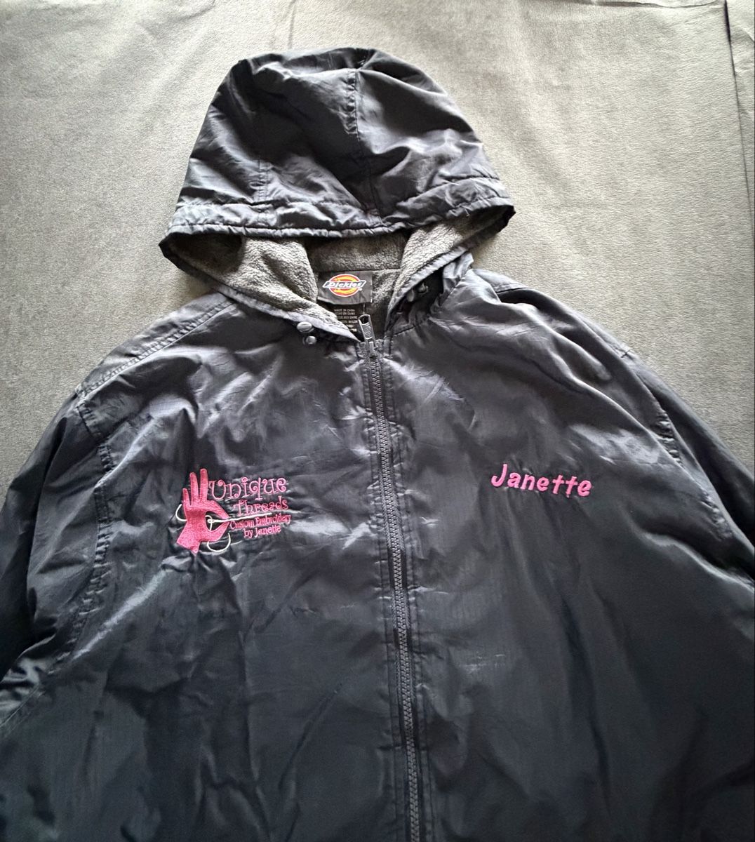 Dickies Giacche: 2. Veste Dickies à capuche, noir, doublée, taille M – Usato da Genève venduto da Thelimitedshop. 5