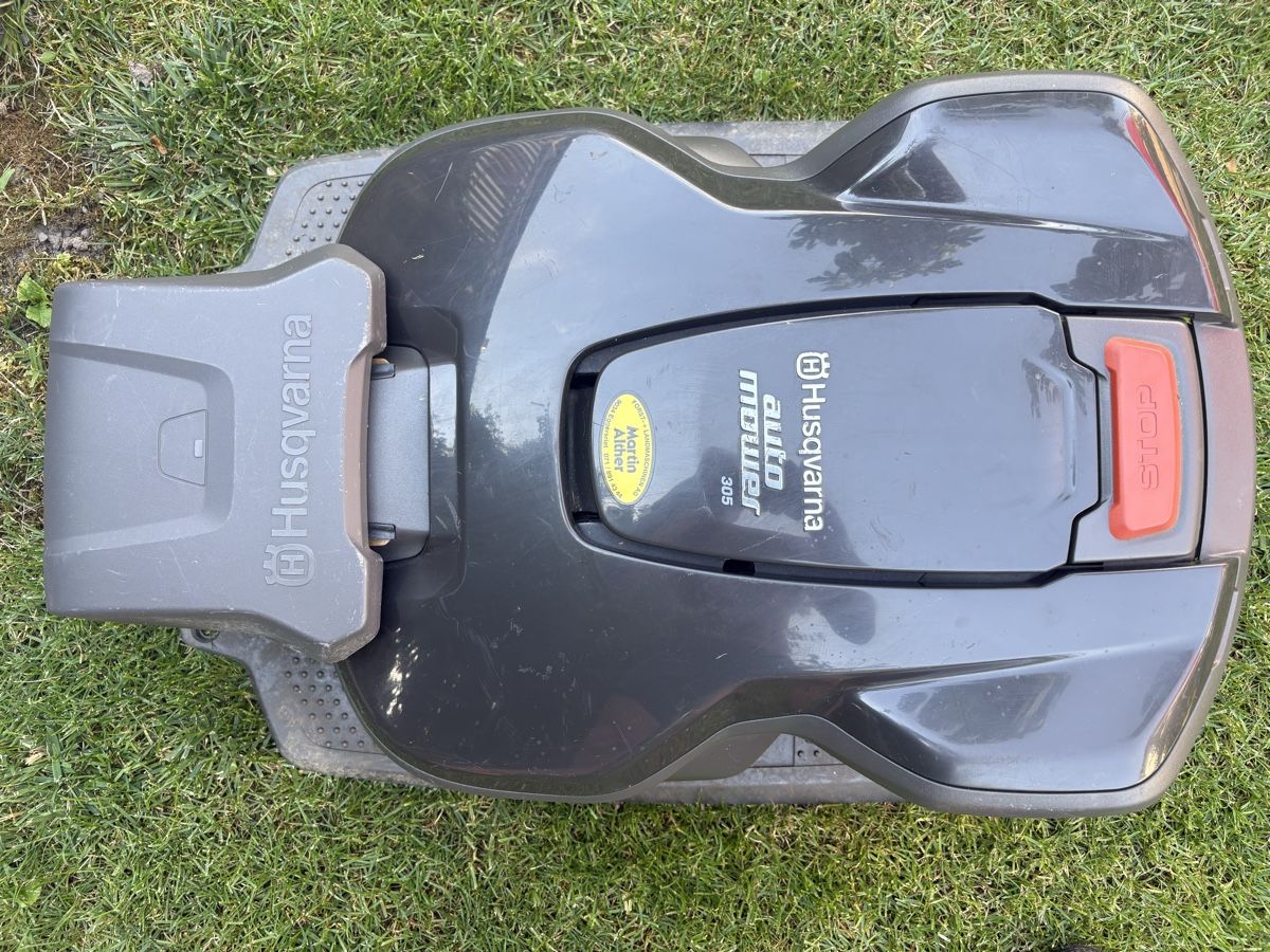 Husqvarna Tagliaerba: Husqvarna Automower 305, Rasenroboter – Usato da Jona venduto da DemianR 4