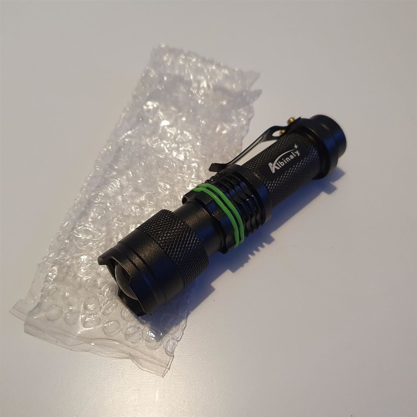 Lampade: Mini Lampe de poche, Torche LED – Nuovo (secondo la descrizione) da Yverdon-les-Bains venduto da rogi80 1