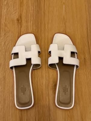 Hermès Damenschuhe: Hermes Flip Flops – Neu (gemäss Beschreibung) aus Wallisellen von gin_9htl