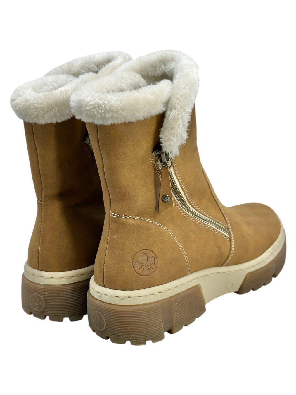 Scarpe da donna: Bottines fourrées RIKER cuir daim marron. Pointure 40 – Usato da Cossonay-Ville venduto da PatineDuTemps 7
