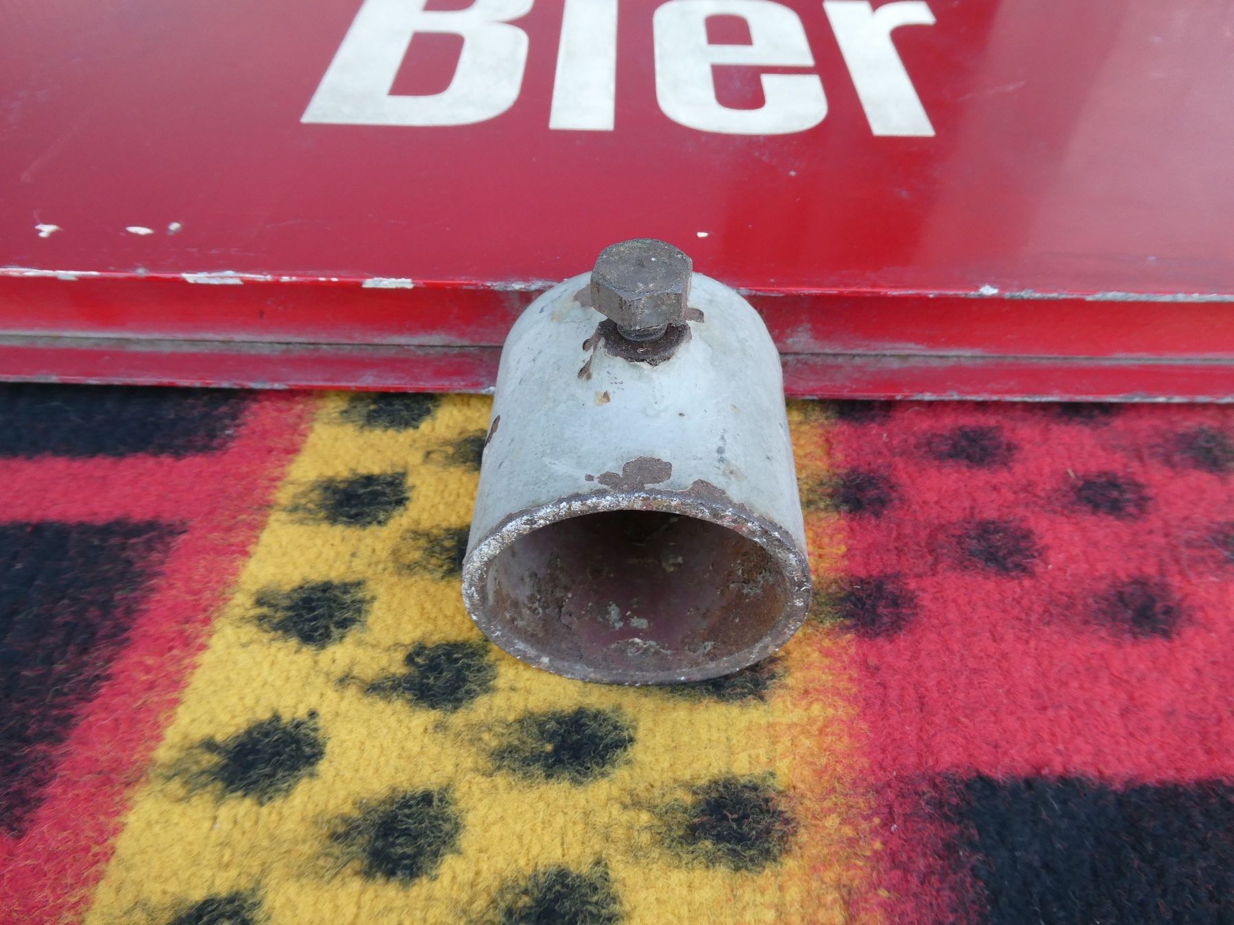 Hürlimann Insegne: Hürlimann Bier Parkplatzschild doppelseitig – Usato da Lüchingen venduto da Eeizo 4