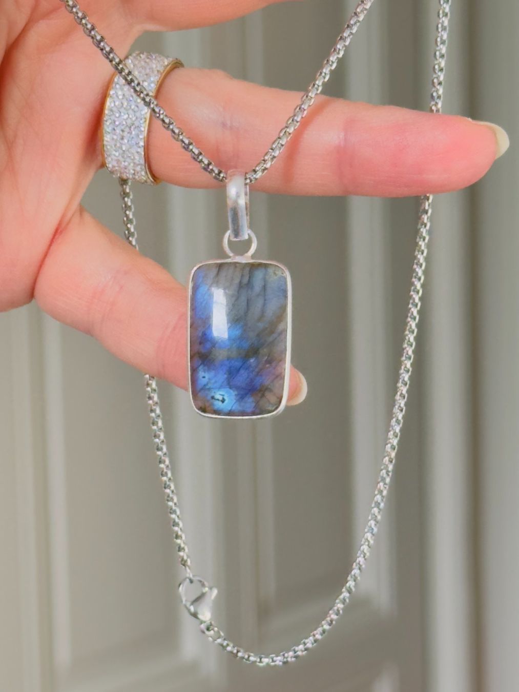 Catenine: Labradorite necklace – Nuovo e nell'imballaggio originale da Genève venduto da AGBERG 9