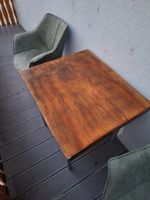 Rustikaler Massivholztisch – 65x78 cm