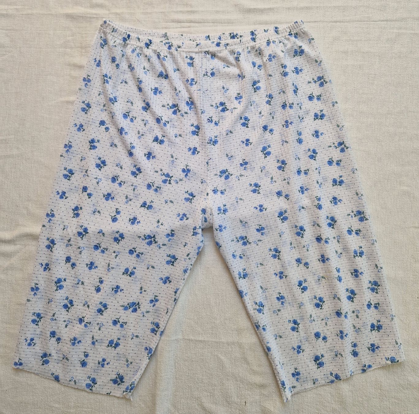 Negligees & Pigiami: Sommer-Pijamahose / Freizeithose, Blümchen, Gr. XL – Usato da Muri b. Bern venduto da mlu_vgj7