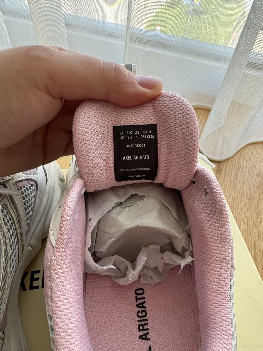 Axel Arigato Scarpe da donna: Axel Arigato Marathon Runner Sneakers Pink – Usato da Fahrweid venduto da meded 5