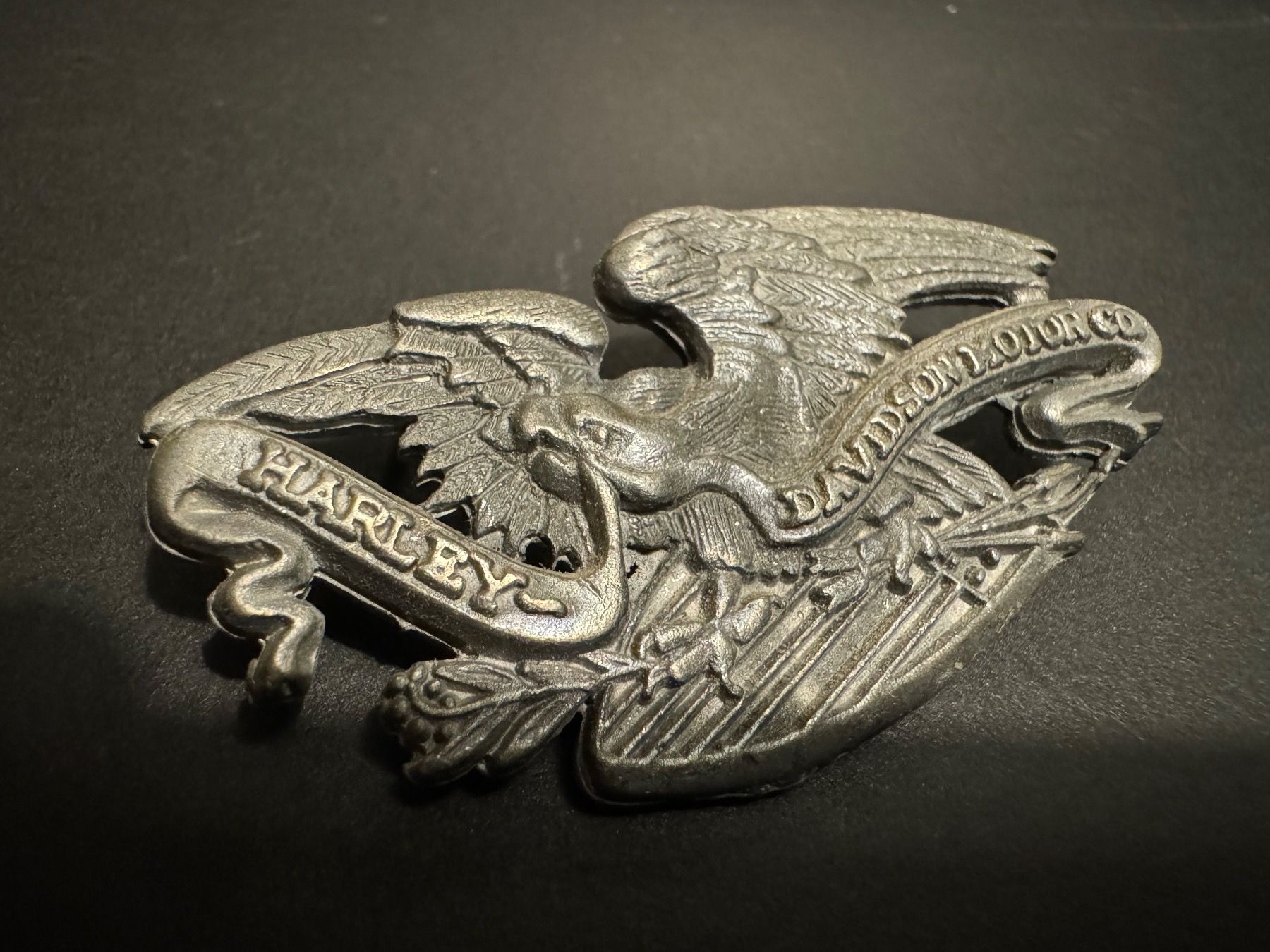 Placchette & Badge: Pin Harley Davidson – Usato da Galgenen venduto da rub_f6kh