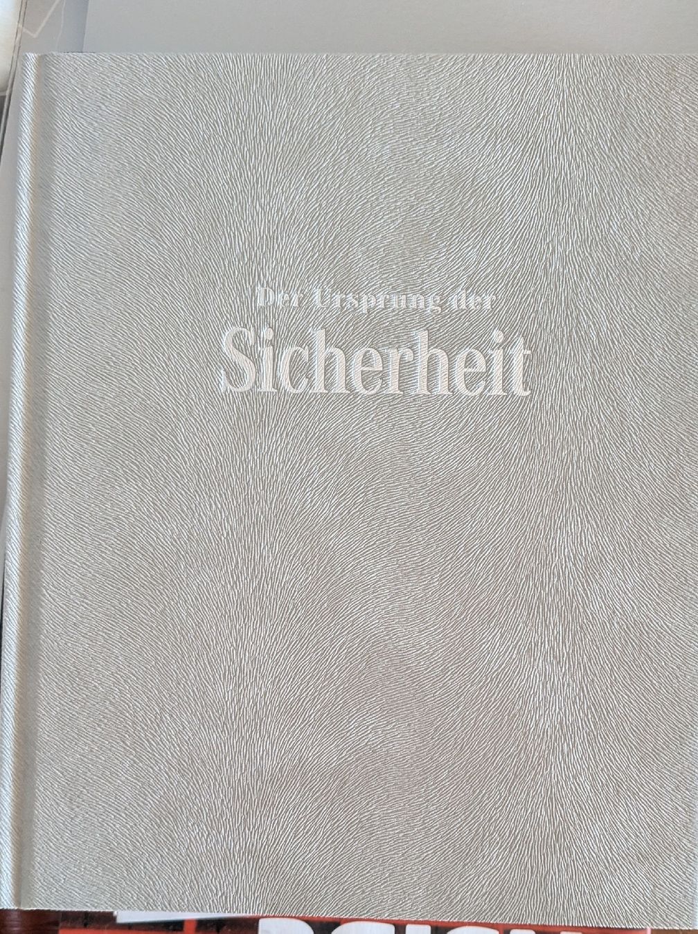 Libri: Mercedes-Benz Buch der Sicherheit – Nuovo (secondo la descrizione) da Bassersdorf venduto da Thg31 1