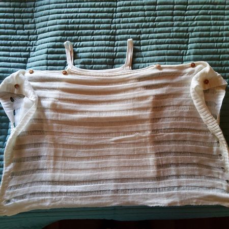 Weisses Shirt mit überweitem ärmellosen Pullover - Grösse L