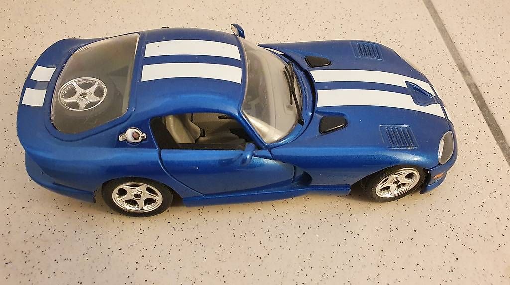 Giocattoli: Burago 1/24 – Usato da Monte Carasso venduto da Ely67