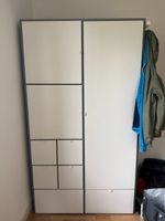 Kleiderschrank, grau/weiss