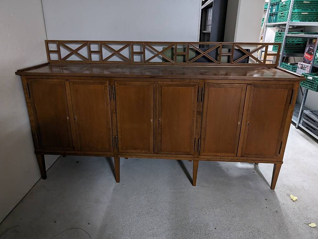 Cassettiere: Vintage Sideboard – Usato da Basel venduto da tintintelefon
