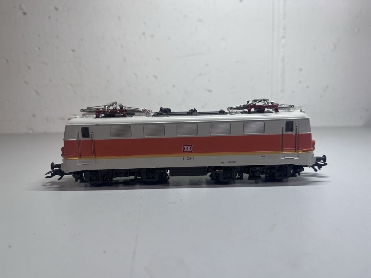 Märklin Modellini di ferrovie: Märklin E-Lokomotive der S-Bahn digital – Difettoso da Adlikon venduto da Tonda01 1