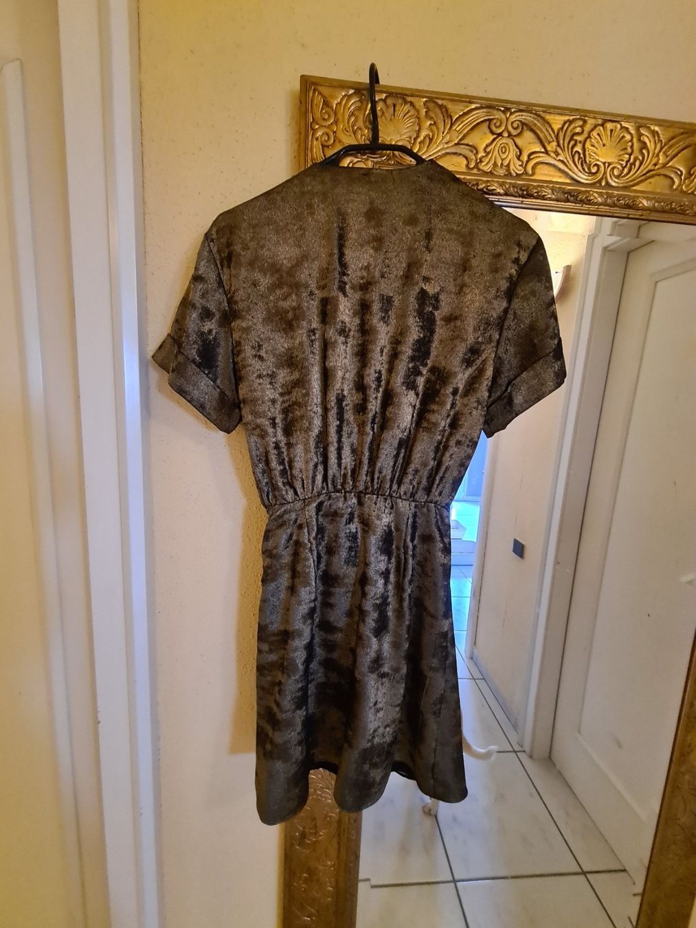 Zara Vestiti: Zara Kleid – Usato da Allschwil venduto da Virgo 5