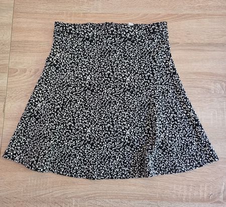 Jupe courte Esprit noir et blanc motif animal taille XS