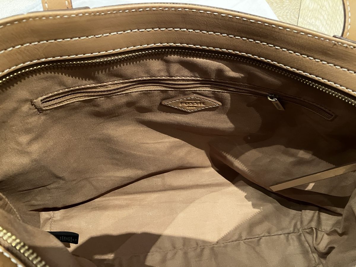 Fossil Sacs femmes: Fossil Shopper Leder Hellbraun – Neuf (Voir description) à Zürich par ysk_xn8c 3