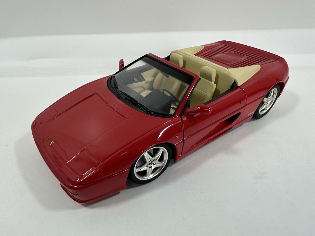 UT Models Modellautos: Ferrari F355 Spider 1:18, rot, UT MODELS – Gebraucht aus Zofingen von rf9_x2xt 1