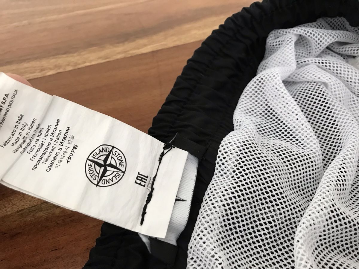 Stone Island Pantaloni: Stone Island Shorts Gr M – Usato da St. Gallen venduto da Emifrei 4