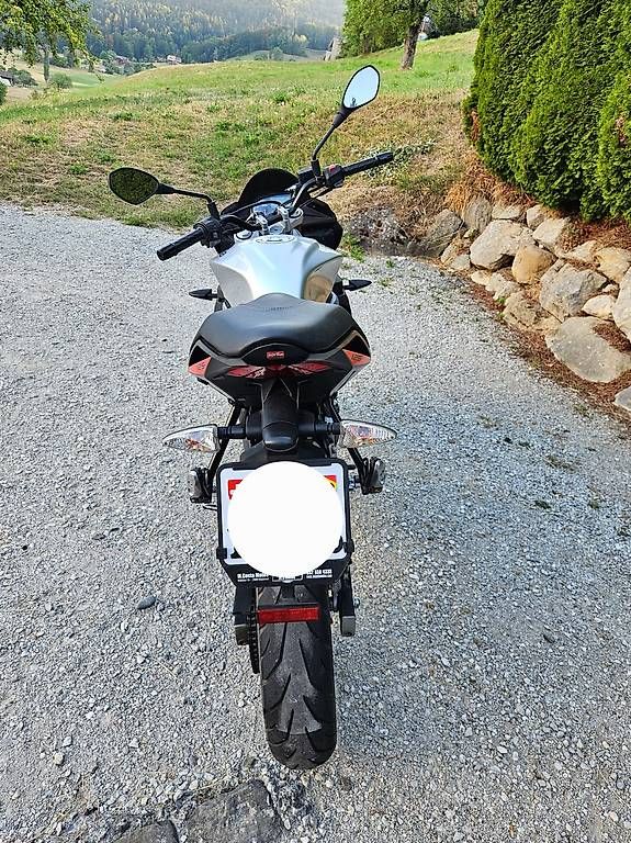 Strasse: Aprilia Tuono 125 – Gebraucht aus Wattenwil von guefeli01 3