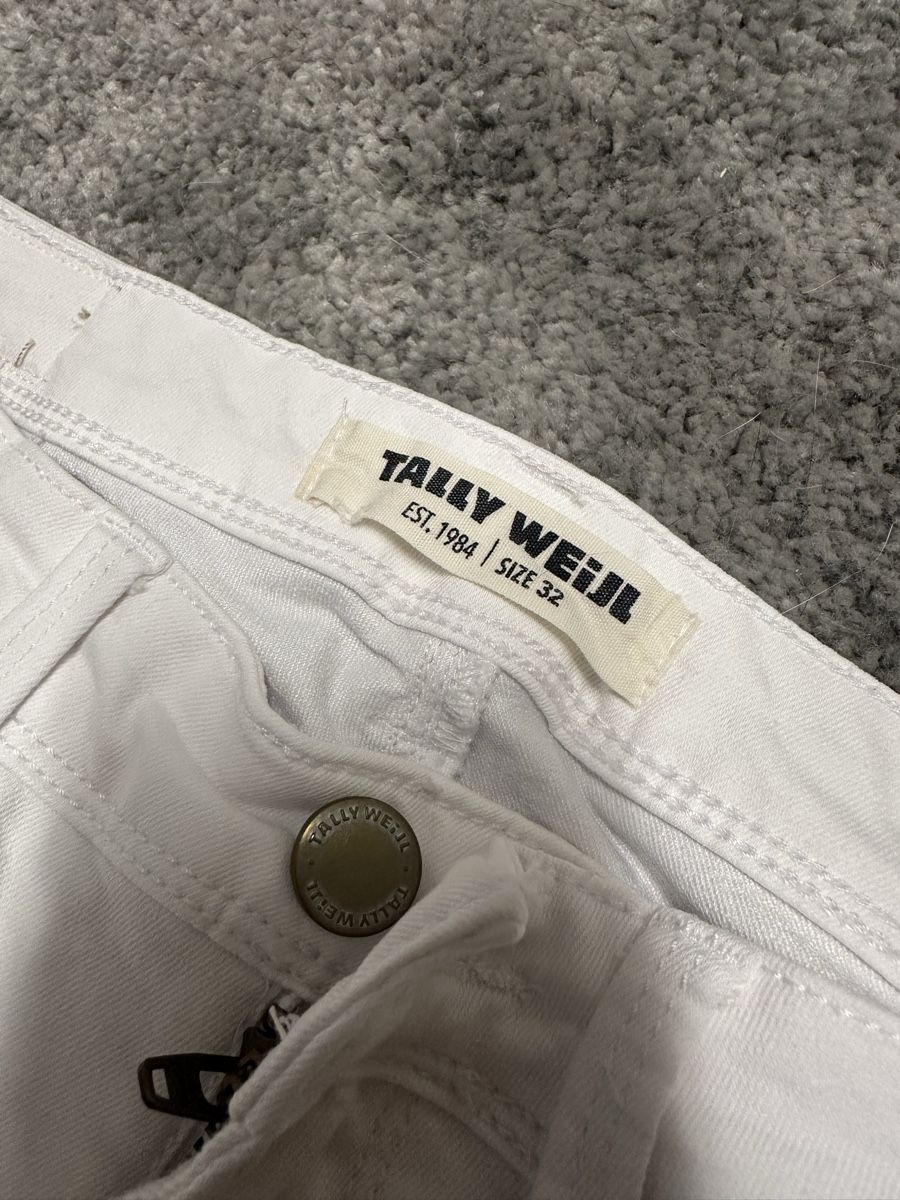 Tally Weijl Jeans: Weisse Tally Weijl Jeans, Grösse 32 – Neu (gemäss Beschreibung) aus Wangen SZ von Jaay_Sky 2