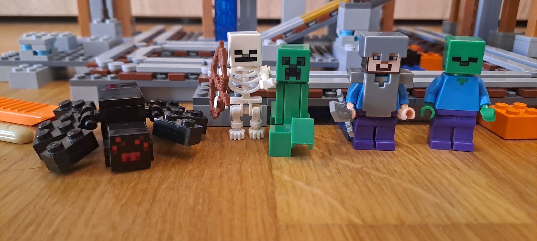 Lego Baukästen: Lego 21118 - Minecraft Mine – Gebraucht aus Winterthur von  2