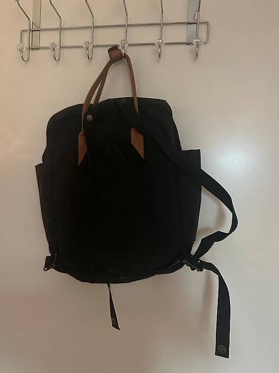Zaini: Fjällräven Rucksack - schwarz – Usato da Wauwil venduto da est_r5td 1