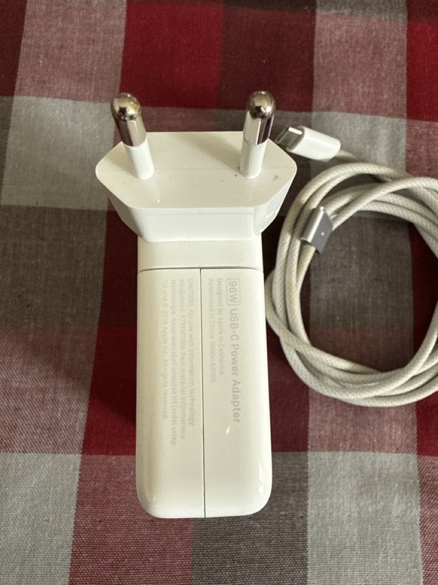 Apple Unità & Adattatore: Original Apple 96W USB-C Power Adapter used – Usato da Zürich venduto da sha_vw65 4