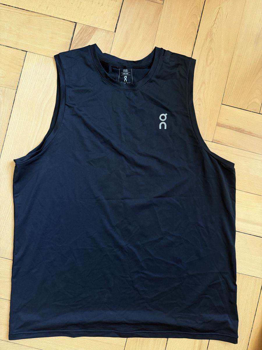 T-Shirts: On Tank Top Gr. L schwarz – Gebraucht aus Bern von Laufsport3000