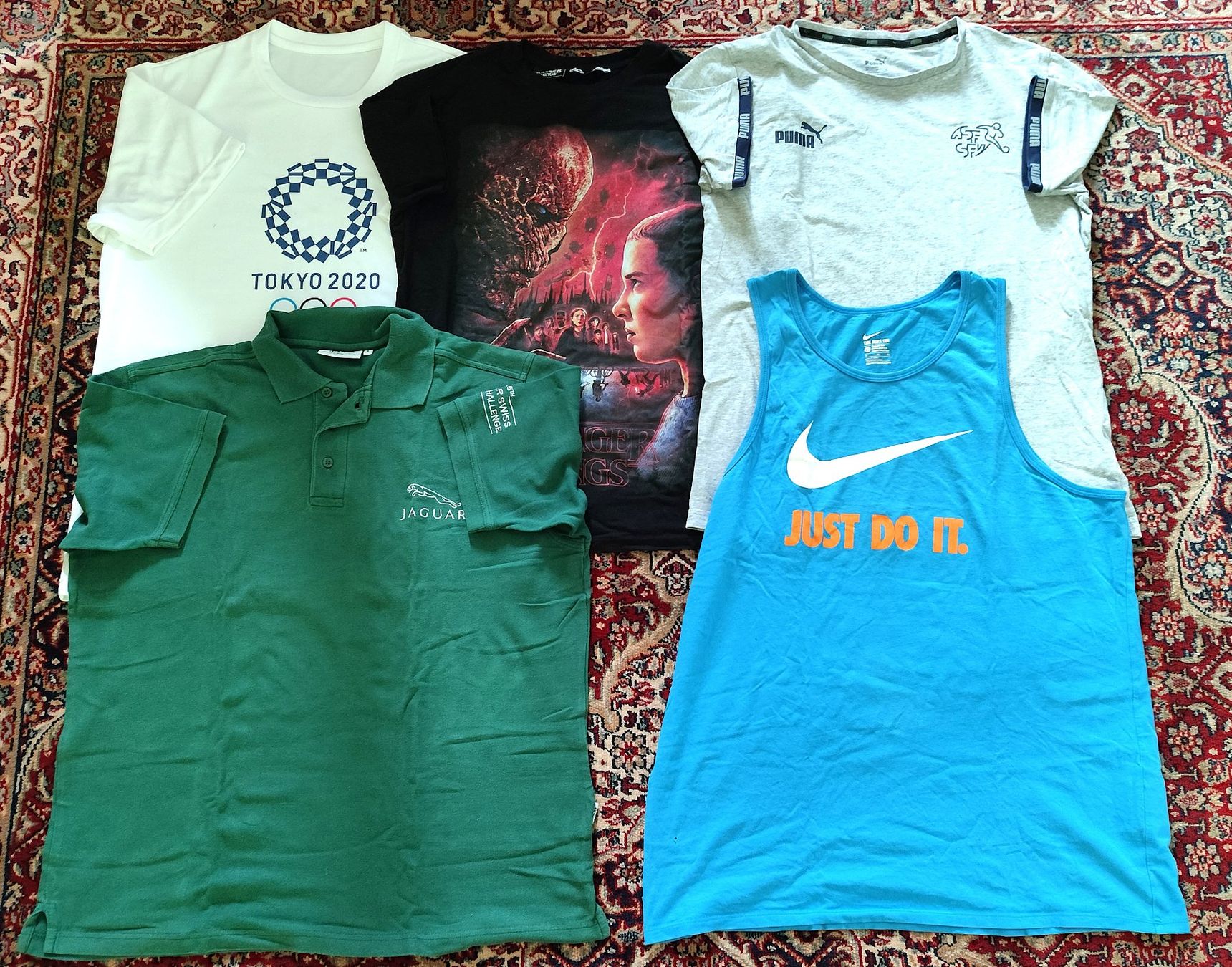T-shirt: Lot 5 T-shirt différentes – Usato da Grandson venduto da proekt