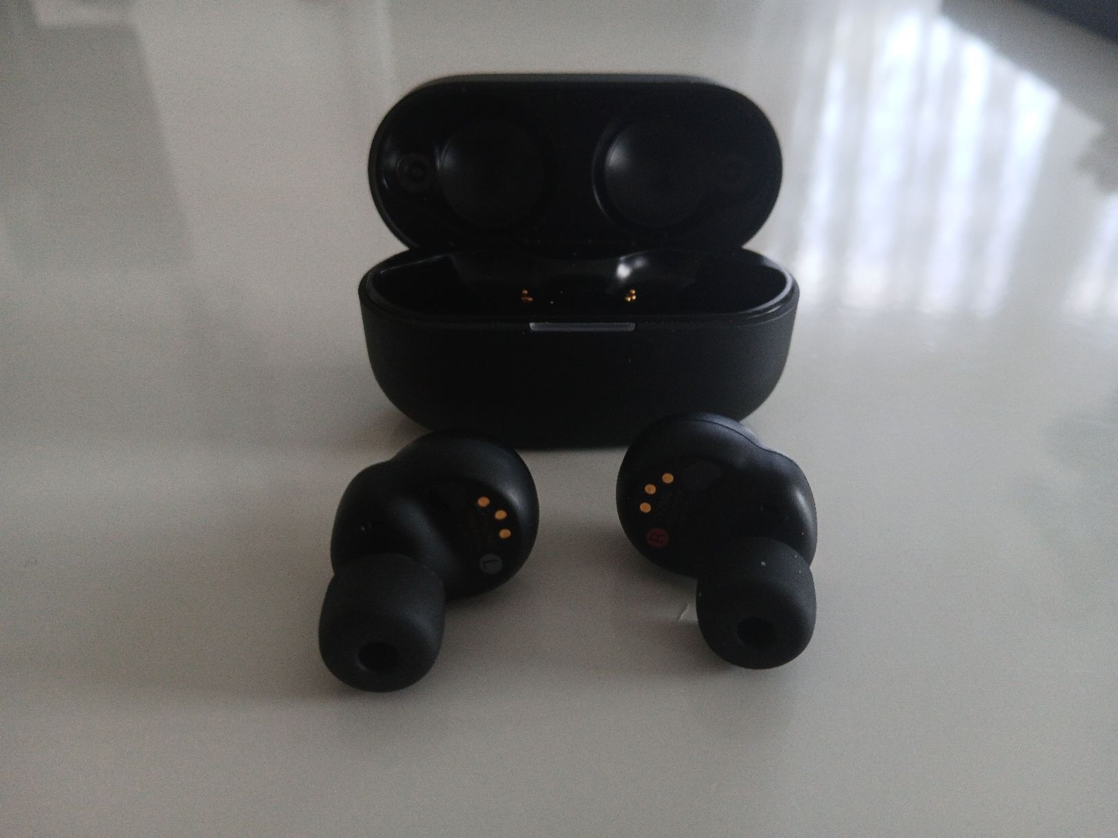 Sony Cuffie: Sony WF-1000XM4 – Nuovo (secondo la descrizione) da Grenchen venduto da Nathaniel74 2