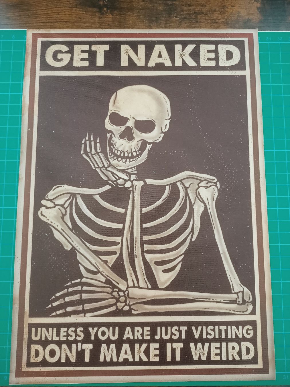Foto & Immagini: Déco - Squelette - "Get Naked" affiche sur toile – Nuovo (secondo la descrizione) da Lausanne venduto da hel_t5v7