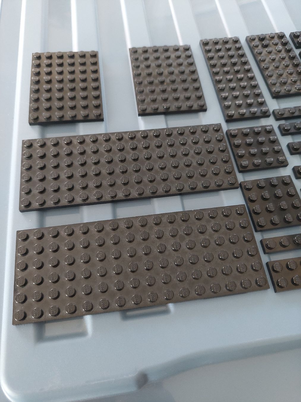Lego Giocattoli: Div Lego Platten  schwarz  – Usato da Zetzwil venduto da sti_x9xf 2