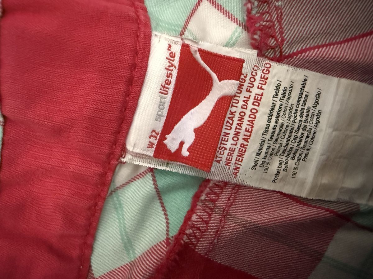 Puma Jeans: Puma Summer Shorts, Size W32, Pink Checkered Pattern☀️ – Neu (gemäss Beschreibung) aus Neirivue von naz_z28w 6